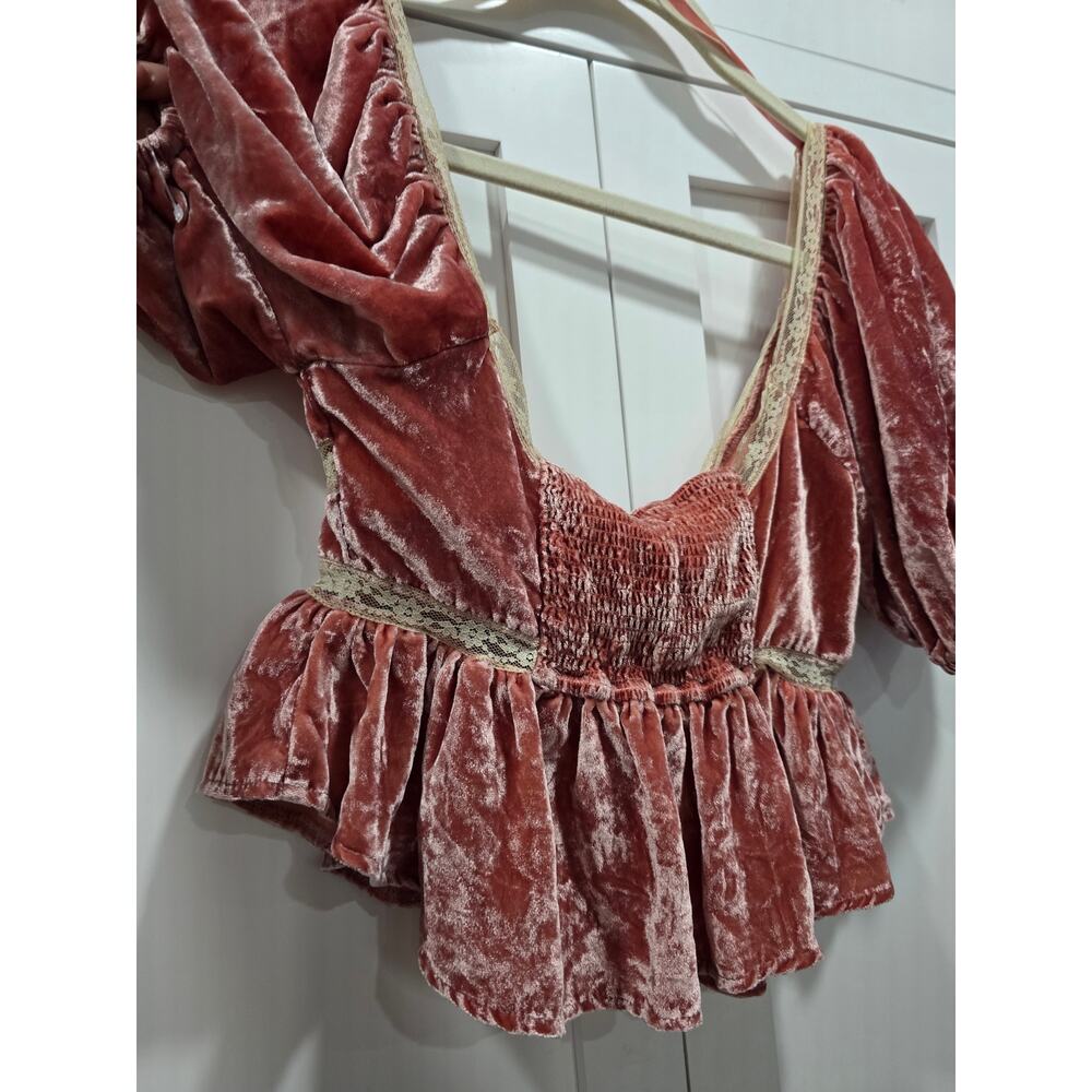 Free People Yours Truly Velvet Top Womens Small Mauve Lace Puff Sleeve Boho - Picture 8 of 16